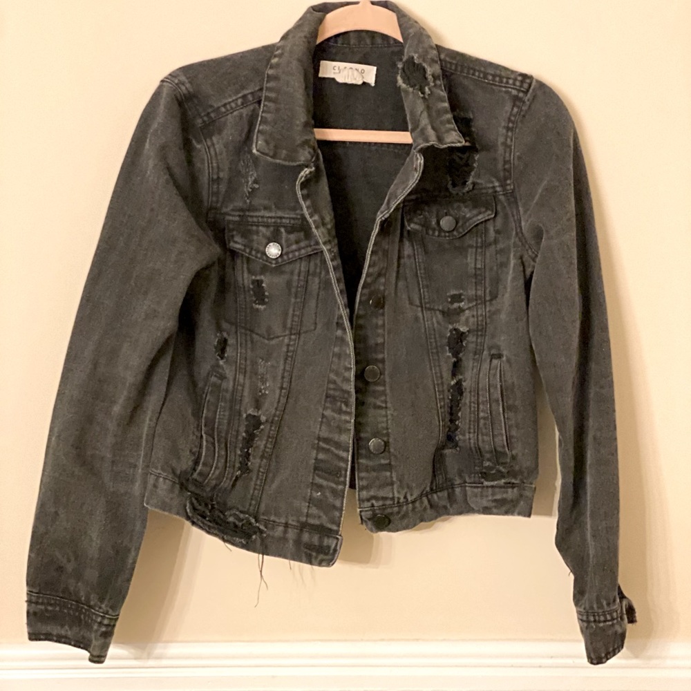 Distressed cropped denim jacket